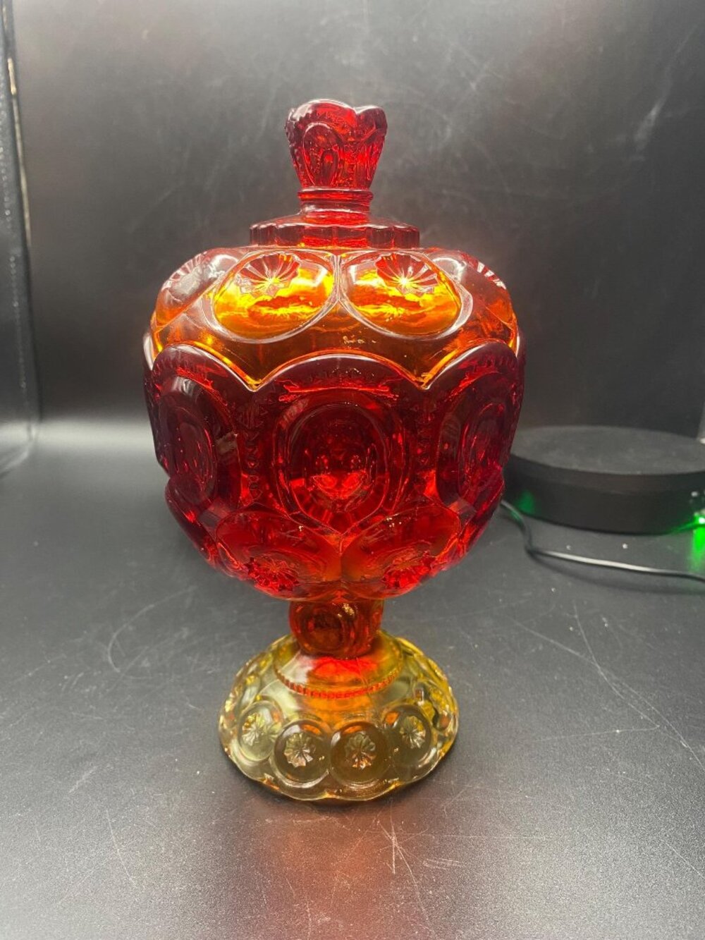 L.E. Smith Moon N Star Covered Compote Amber Base